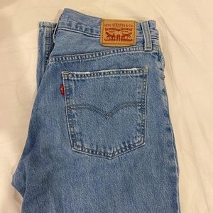 Levi’s Low Pro Straight Medium Wash Jeans